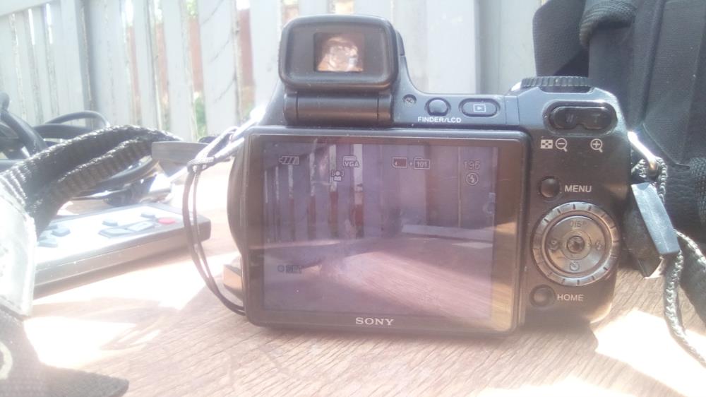 Цифровой фотоаппарат SONY dsc-h 9 - изображениe 2