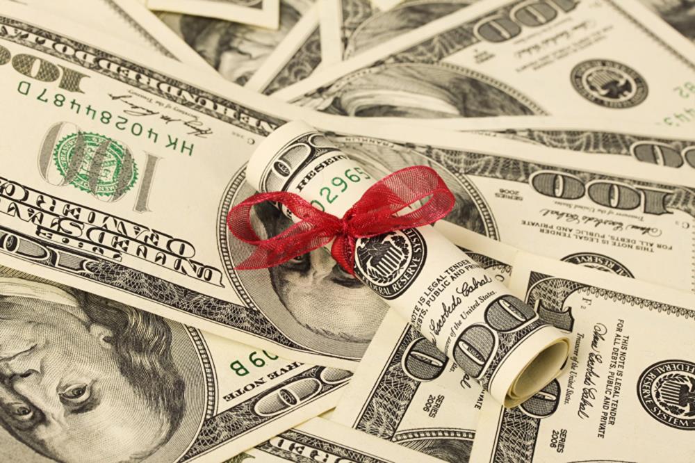 Приглашаем девушек для работы в салоне - изображениe 1