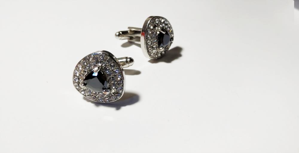 Запонки с черным камнем - изображениe 1