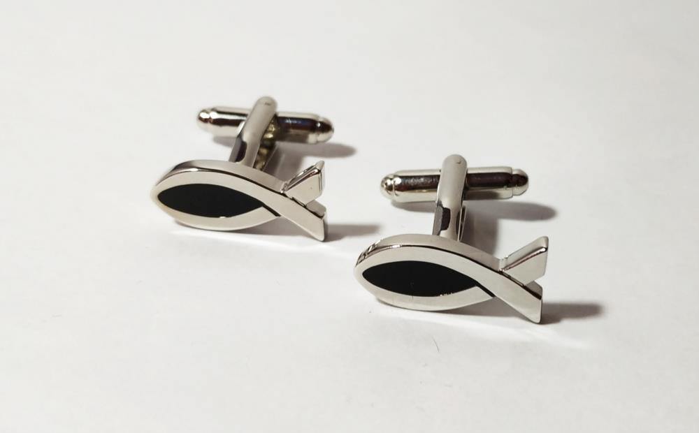 Серебряные родированые запонки в форме рыб - изображениe 1