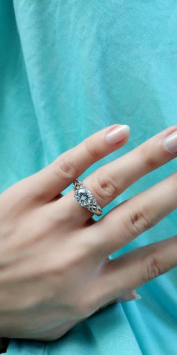 Ажурное колечко с камнем - изображениe 4