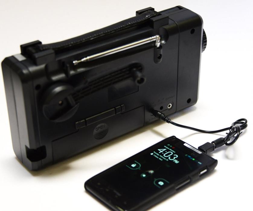 Радиоприемник на солнечных батареях с сиреной и фонарем - изображениe 5