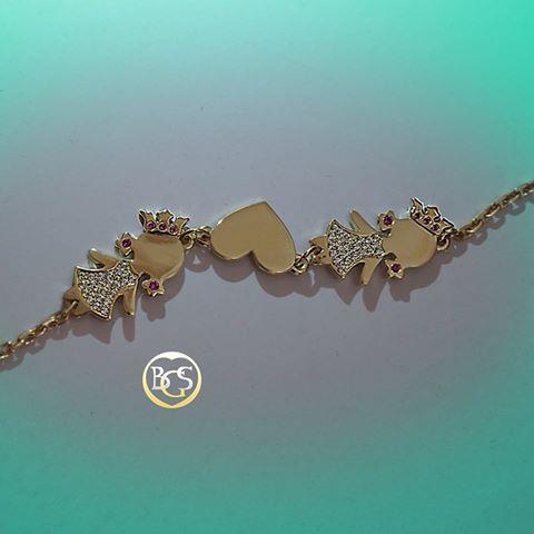 Браслет мамы Золотой браслет с фигурки детей Браслет для мам подарок на выписку из роддома  - изображениe 6