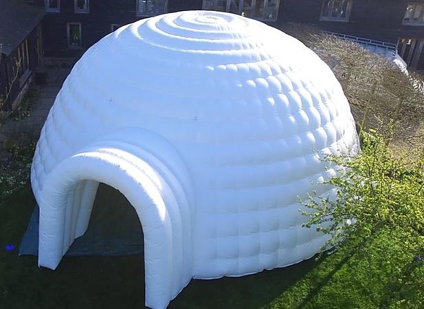 Надувная палатка Иглу Igloo inflatable tent украинского производства