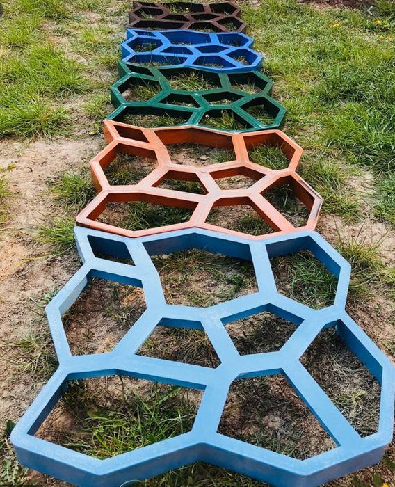 Форма для садовой дорожки Киев Садовая дорожка из бетона в Киеве - изображениe 1