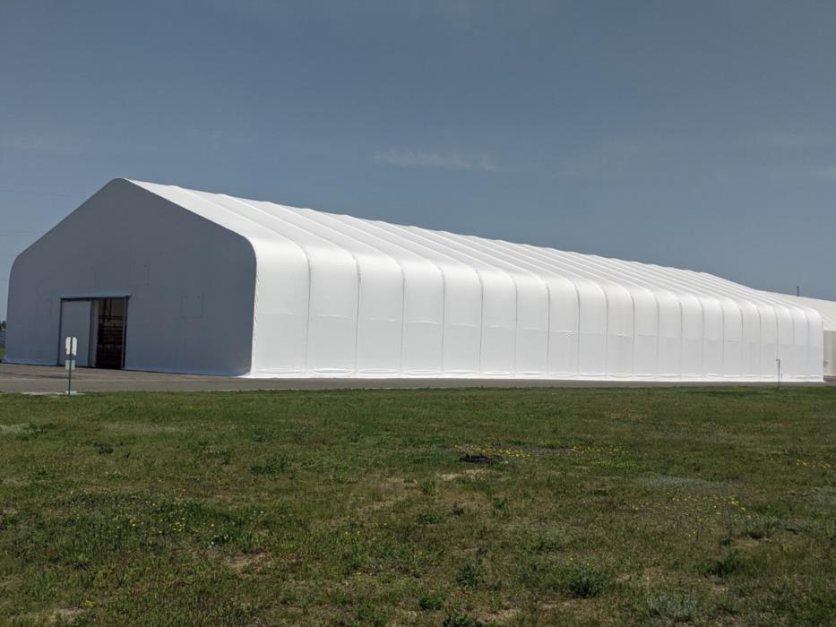 Проектирование производство и монтаж каркасно-тентовых быстровозводимых мобильных ангаров и складов - изображениe 1