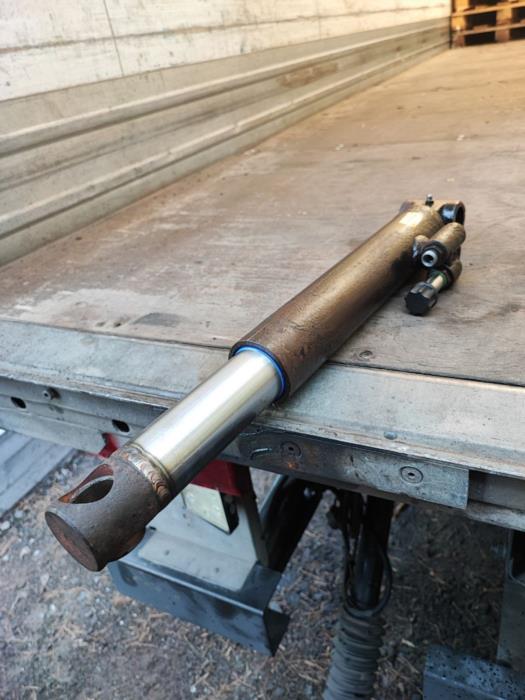 Ремонт гидравлики гидробортов и гидроцилиндров в Киеве - изображениe 2