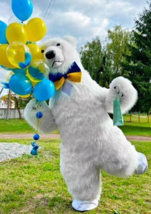 Надувний костюм Білий Ведмідь для свят