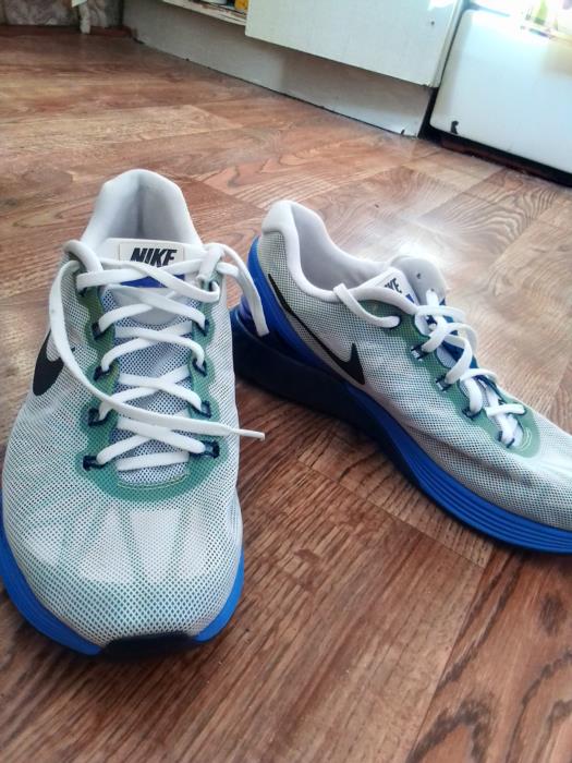 Кроссовки мужские nike