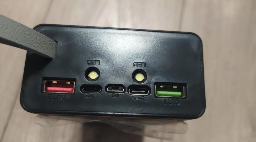 Корпус Power Bank на 16 акумуляторів 18650 - изображениe 2