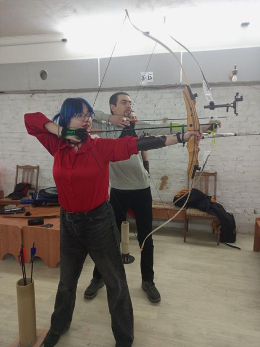 НОВОРІЧНІ СВЯТА У КЛУБІ ЛУЧНИК - изображениe 2