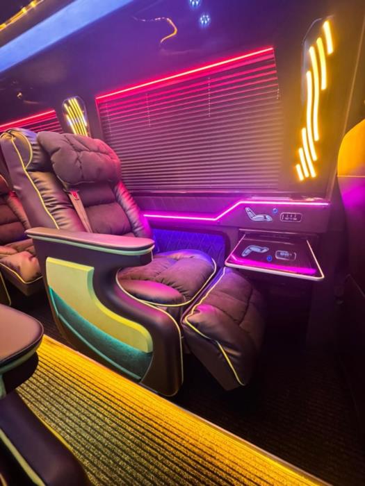 Преміальні пасажирські перевезення Україна  Молдова  Комфортний трансфер до Кишинева