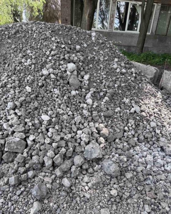 Шлак доменный 0-250 мм с доставкой по городу Днепр